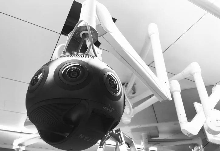 Insta360 Titan Japan surgery 8K VR