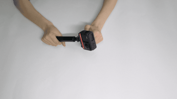 extending the invisible selfie stick