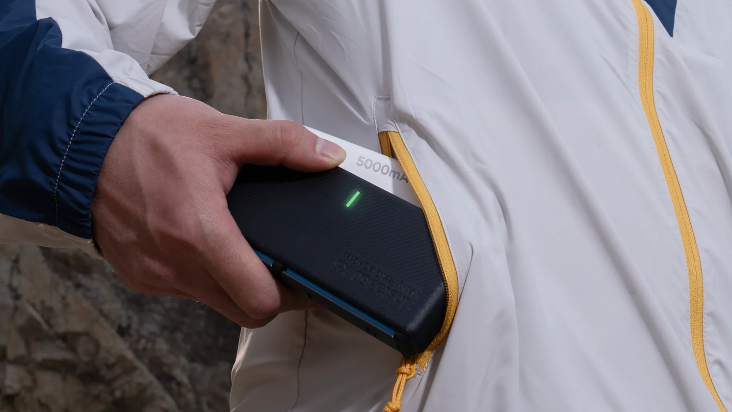 Insta360 Utility fast charge case charging X5 batteries
