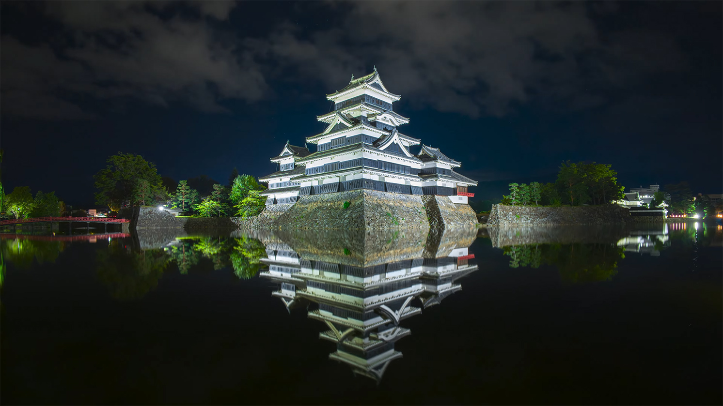 Matsumoto Castle in Nagano, captured with Insta360 Ace Pro 2.