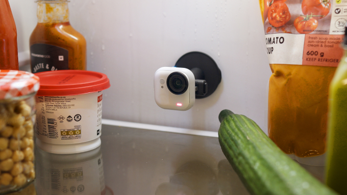 Supporto Di Ricarica Magnetico Per Insta360 Go Ultra – Compatto, In ABS, Bianco O Nero