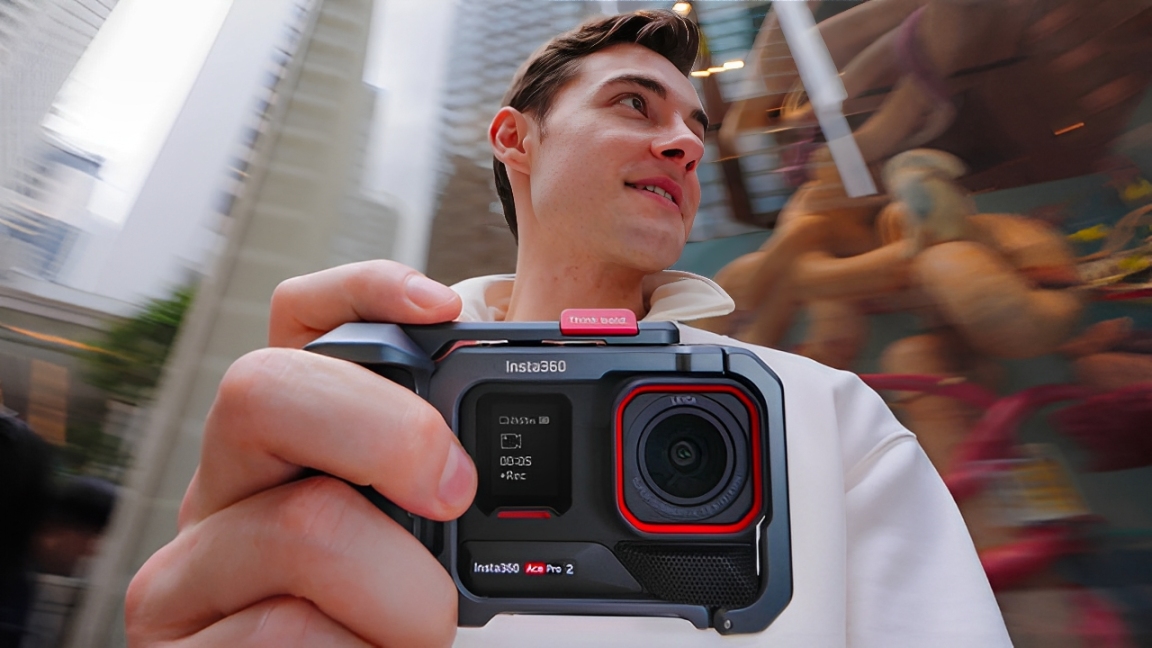 insta360 ace pro 2 xplorer grip kit