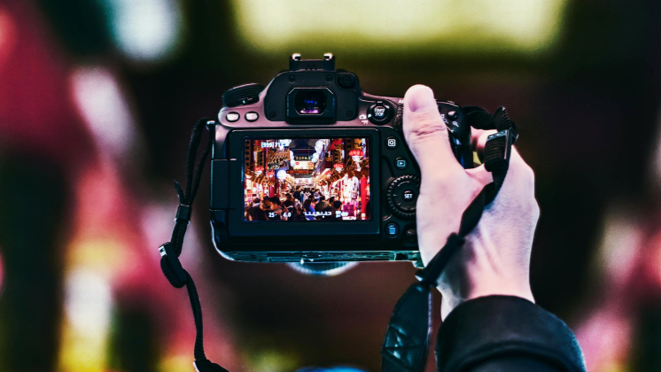 low-light performance of street photography cameras