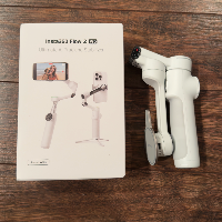 Best Phone Gimbals | Insta360 Flow 2 Series with AI Tracking