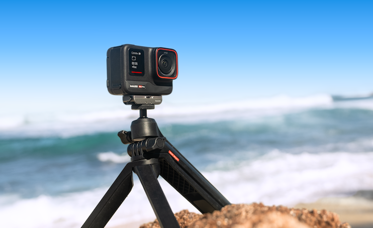 One camera is set on the beach.