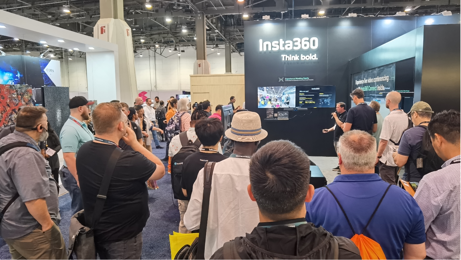 Insta360 at InfoComm 2024 with Insta360 Connect, the new AI video bar