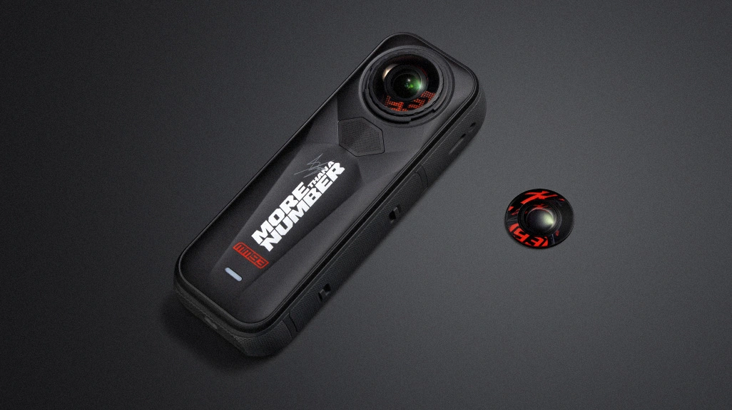 Featuring a unique MM93 design, this Replacement Lens Kit adds an extra flair to this exclusive version of X5.