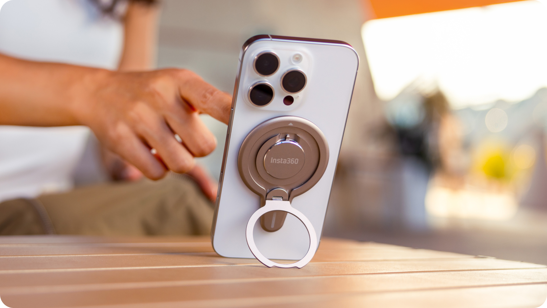 Insta360 Flow 2 Pro Magnetic Phone Mount