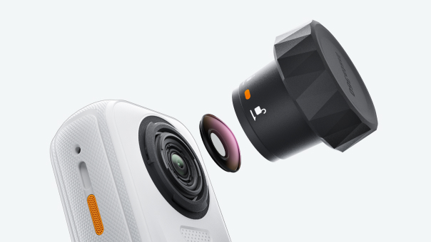 קיט מצלמת אקסטרים X4 Air Starter Bundle מבית Insta360