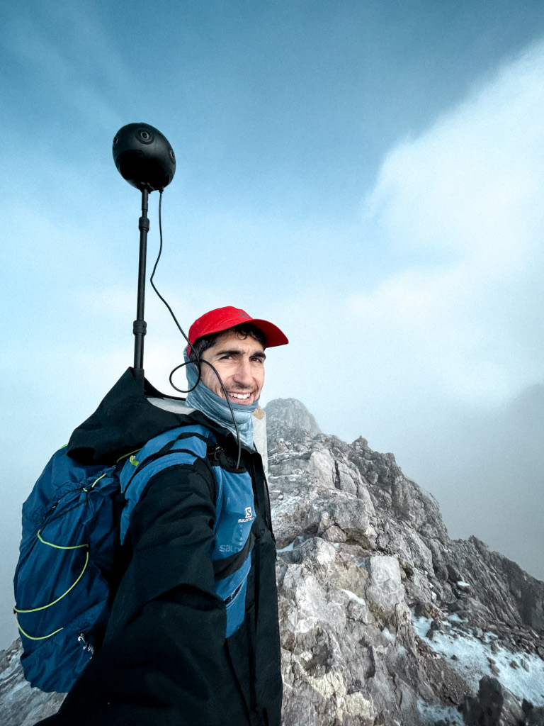 Biel Rafols climbing mountains with Insta360 Titan