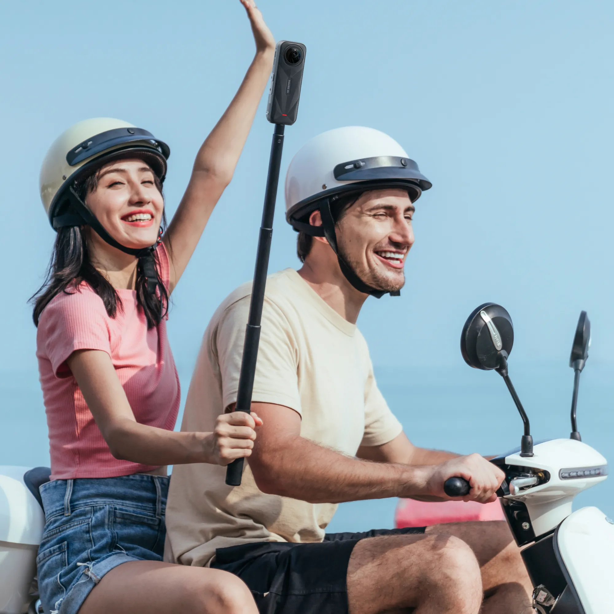 Insta360 2-in-1 Invisible Selfie Stick + Tripod